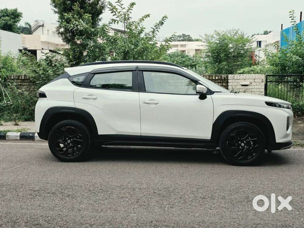 Maruti Suzuki Fronx Delta Plus 1.2 Ags, 2023, Petrol