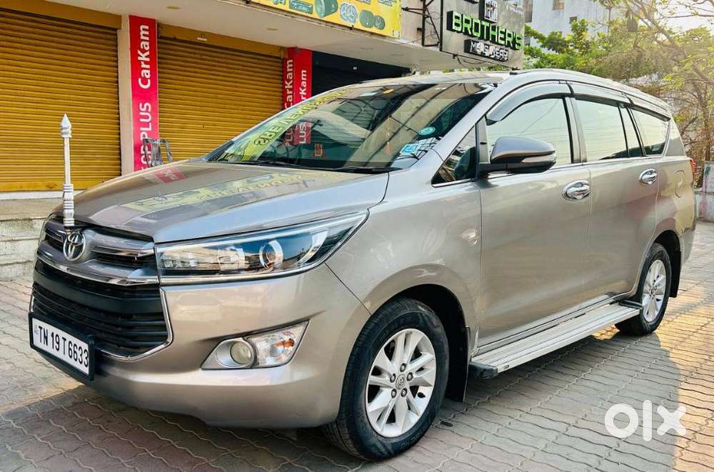 Toyota Innova Crysta 2.4 V 7 Str, 2016, Diesel