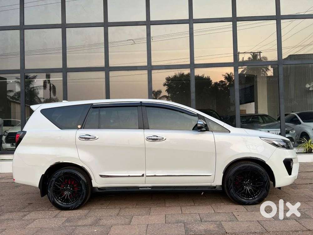Toyota Innova Crysta 2.4 Z 7 Str, 2022, Diesel