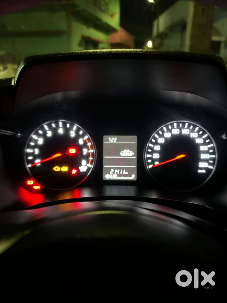 Maruti Suzuki Swift Dzire Vxi(o) Mt, 2025, Petrol