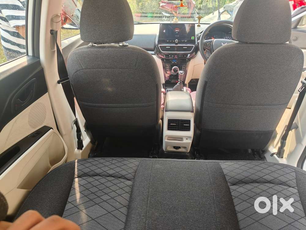 Mahindra Xuv 3xo Petrol 2024