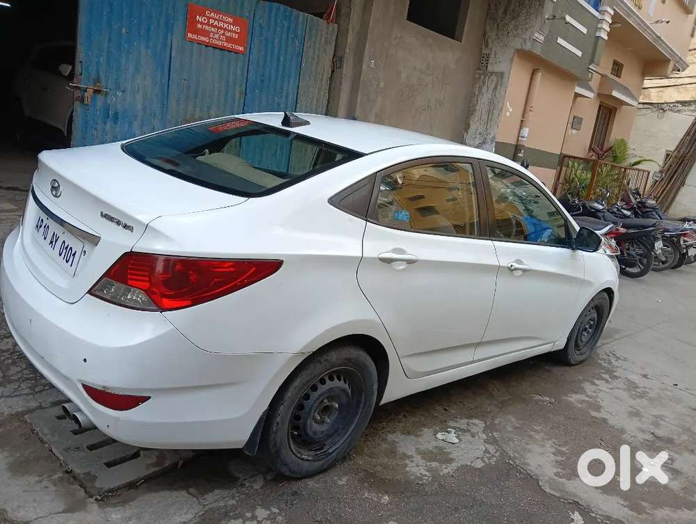 Hyundai Verna 1.6 Sx 2011