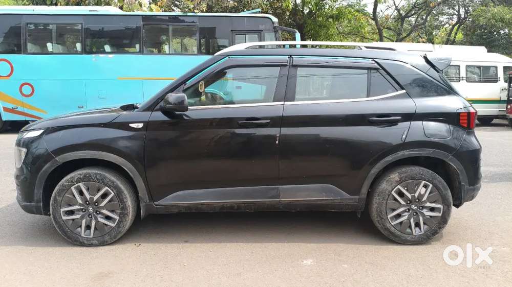 Hyundai Venue Petrol 1.2l 2023 Knight Edition