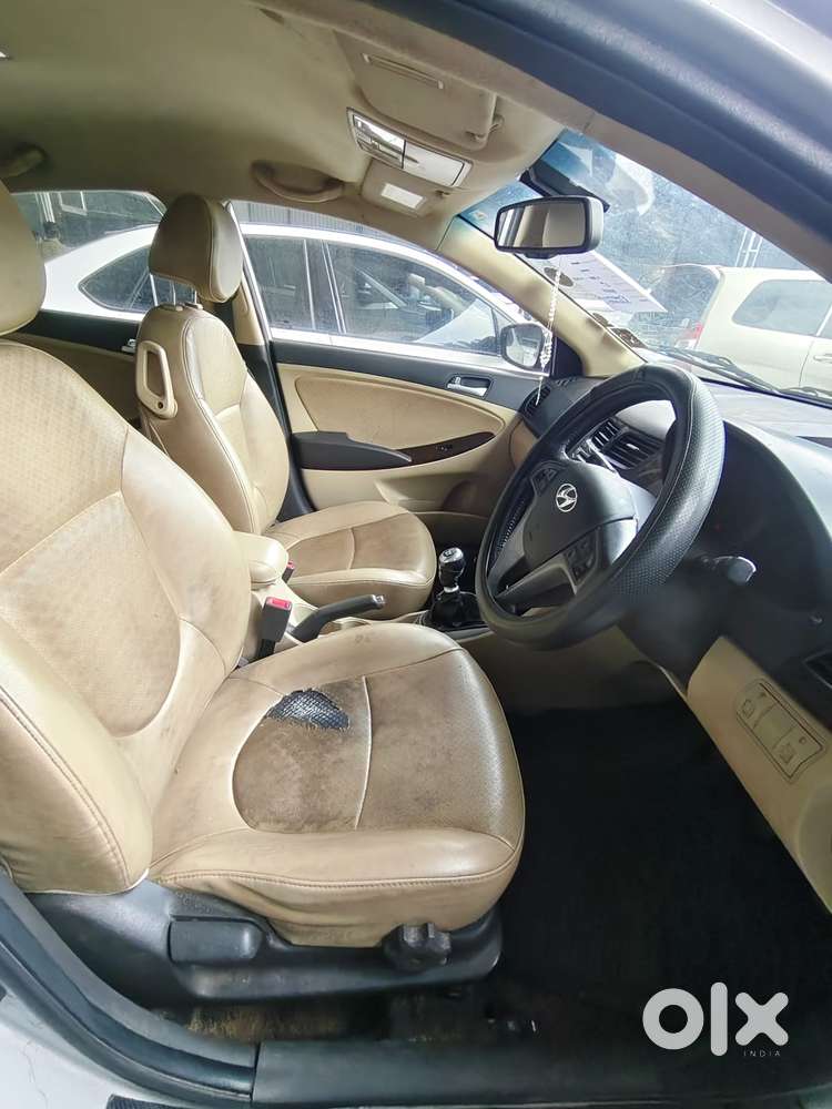 Hyundai Verna Fluidic 1.6 Vtvt Sx, 2015, Petrol