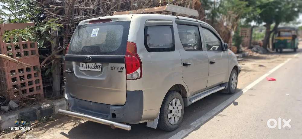 Mahindra Xylo 2010 Diesel Well Maintained Car