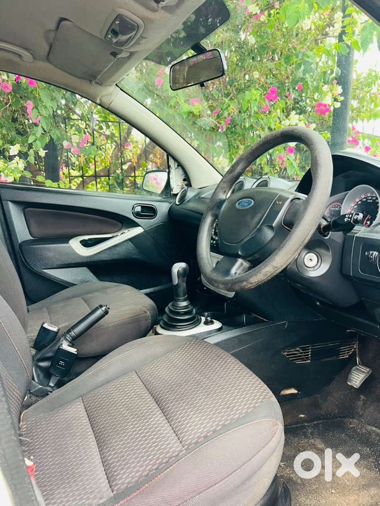 Ford Figo 2010 Petrol Manual