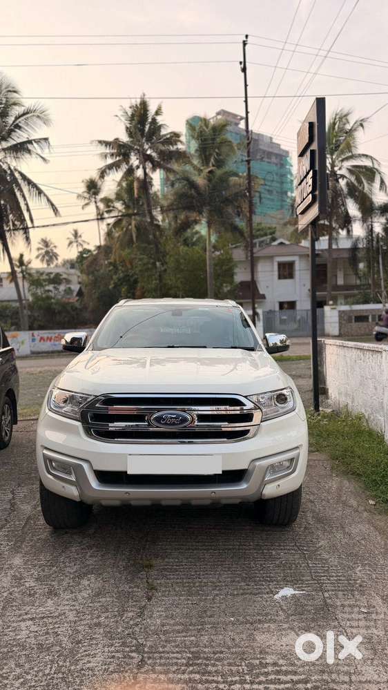 Ford Endeavour 2.2 Titanium At 4x2, 2017, Diesel