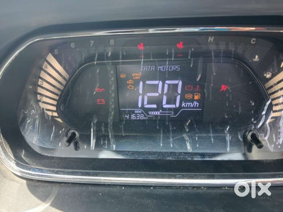Tata Tiago 1.2 Revotron Xt (o), 2023, Petrol