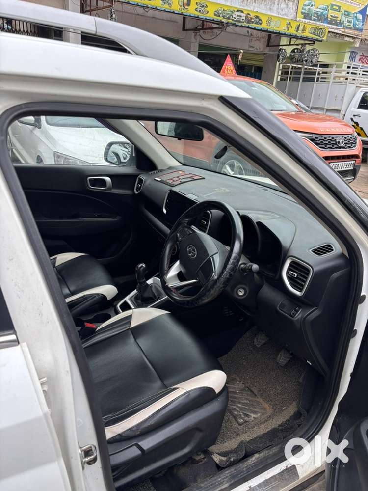 Hyundai Venue Petrol 2021