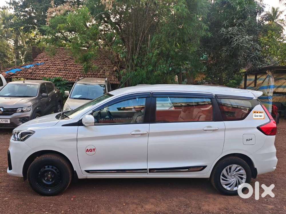 Maruti Suzuki Ertiga Vxi (o) Cng, 2025, Petrol