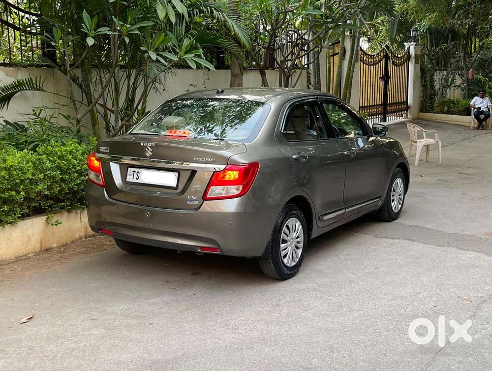 Maruti Suzuki Swift Dzire Vxi(o) At, 2018, Petrol