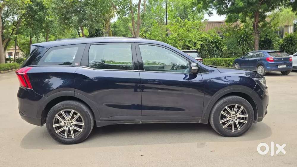 Mahindra Xuv700 2.2 Mx Diesel Mt 5 Str, 2022, Diesel