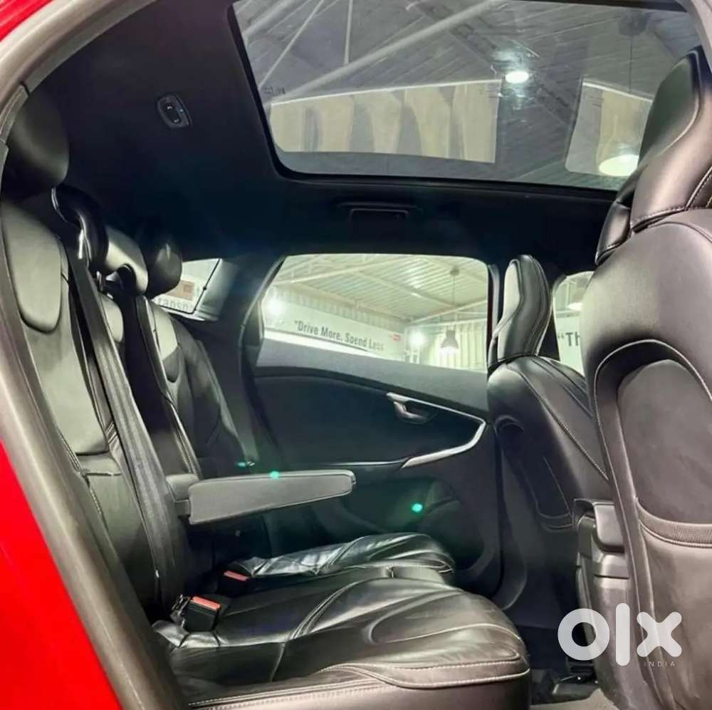 Volvo V40 2017 Diesel 70000 Km Driven Ready For Exchange Also