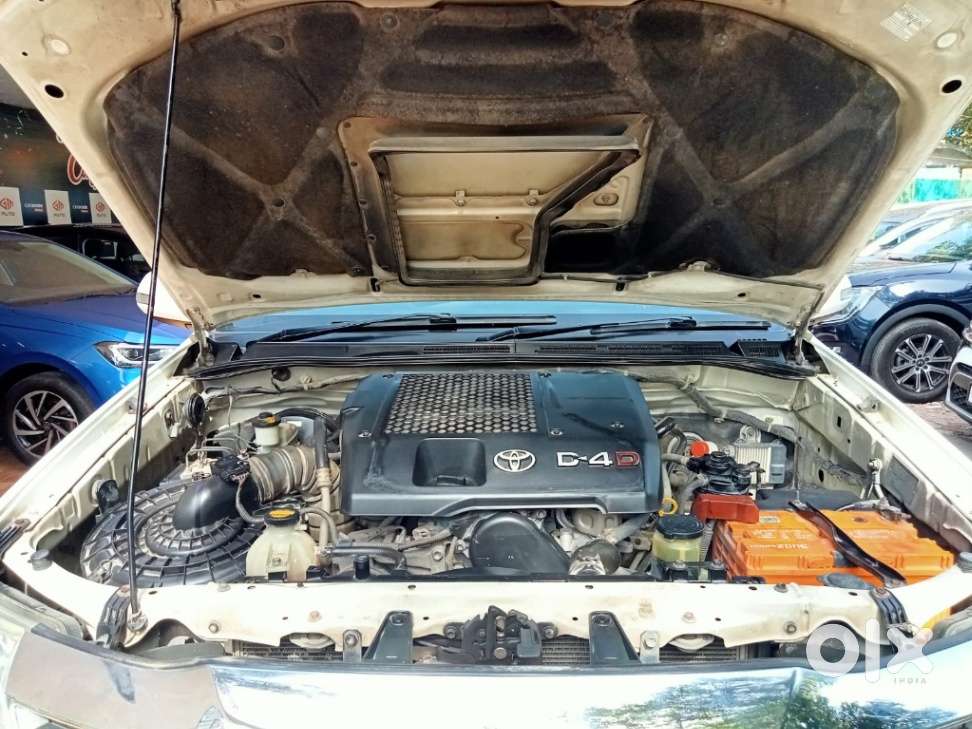 Toyota Fortuner 3.0 4x2 Mt, 2014, Diesel