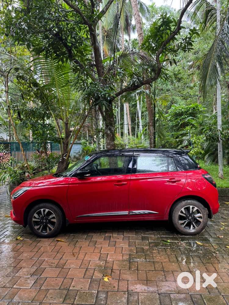 Maruti Suzuki New-gen Swift 2024 Petrol 14700 Km Driven