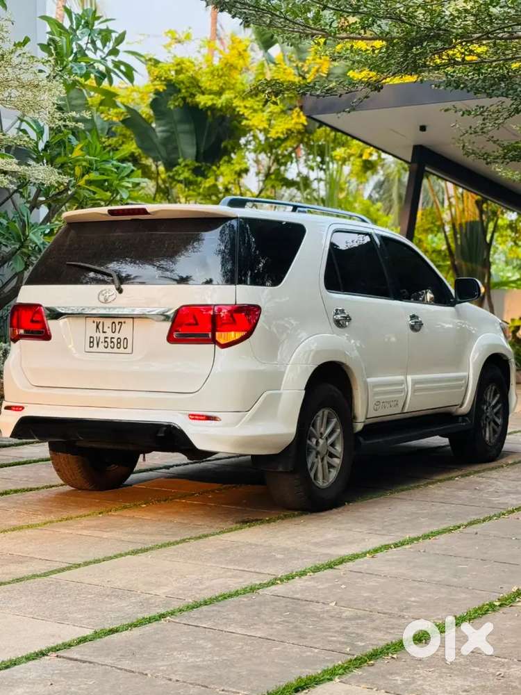 Toyota Fortuner 2012 Diesel