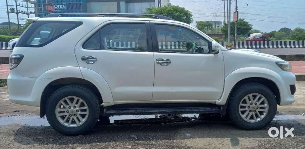 Toyota Fortuner 3.0 4x4 Manual, 2012, Diesel