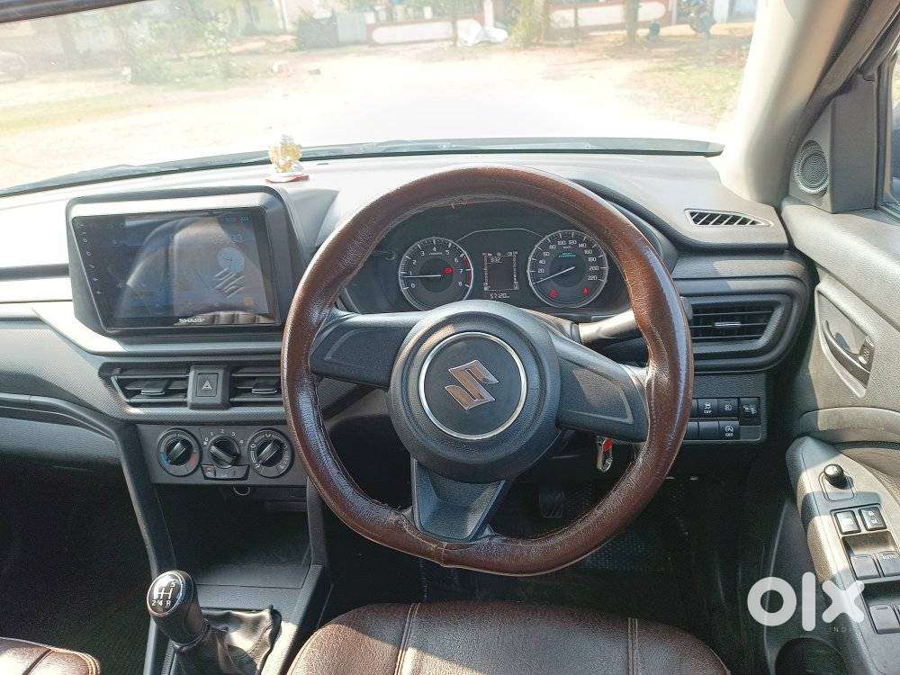 Maruti Suzuki Brezza 1.5 Lxi Smart Hybrid, 2023, Petrol