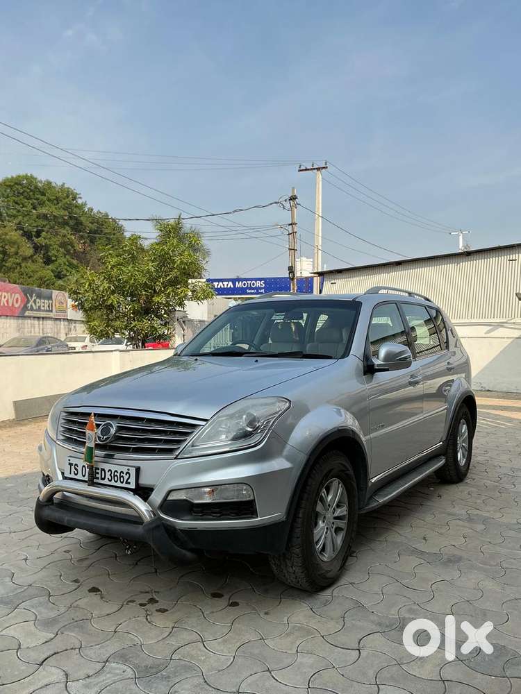 Mahindra Rexton, 2014, Diesel