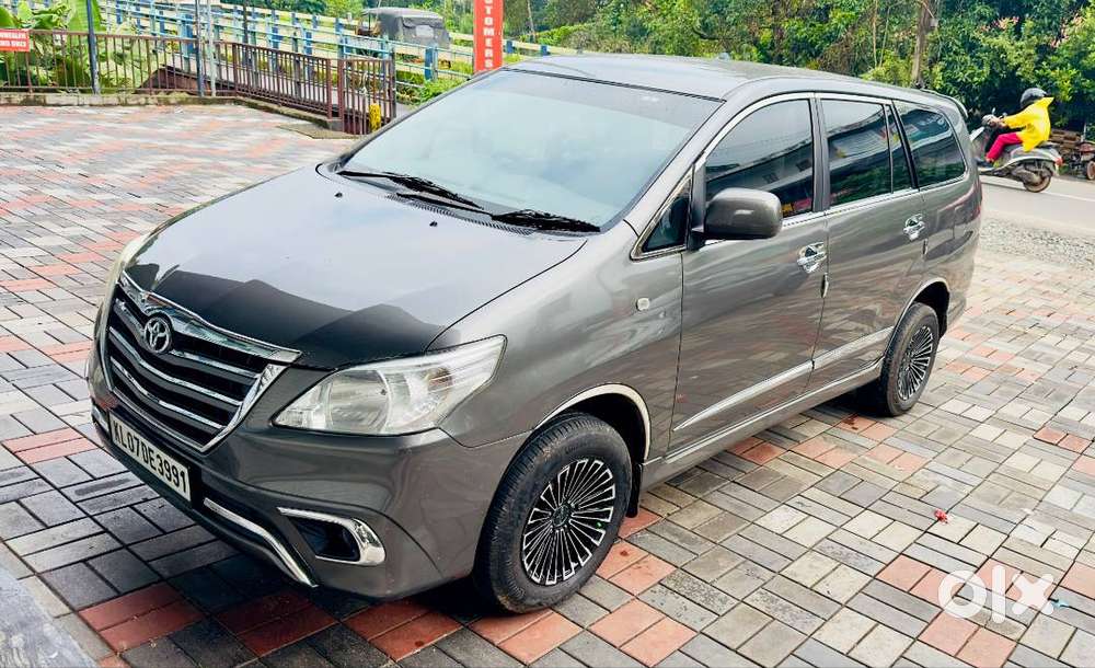 Toyota Innova G4, 2014 Model