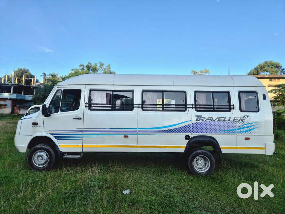 Force Motors Trax Cruiser 12 Str Ac, 2017, Diesel