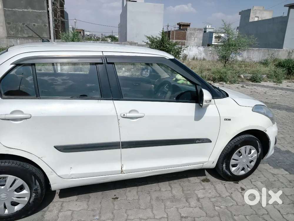Maruti Suzuki Swift Dzire 2013 Diesel 82000 Km Driven