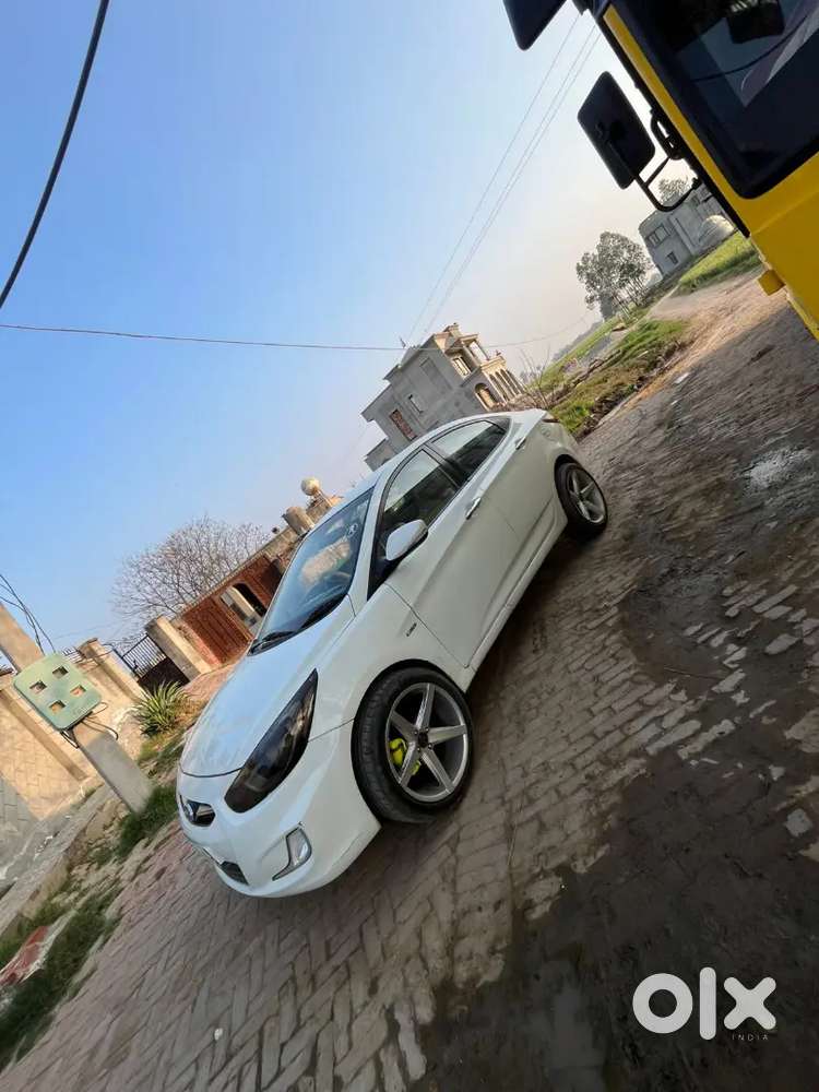 Hyundai Fluidic Verna 2012 Diesel 81688 Km Driven