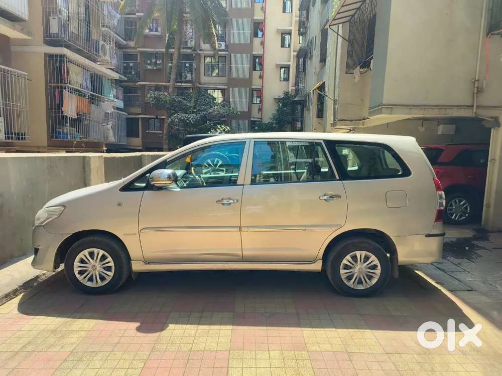Toyota Innova 2.5 G 2013