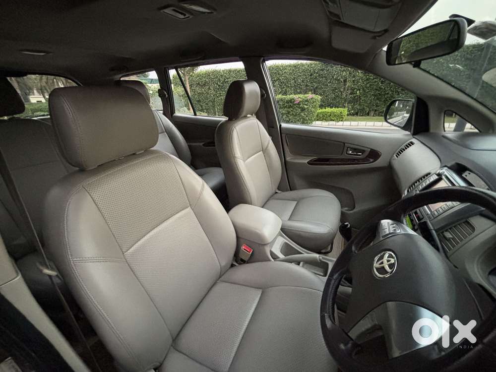 Toyota Innova 2.5 V 7 Str, 2014, Diesel