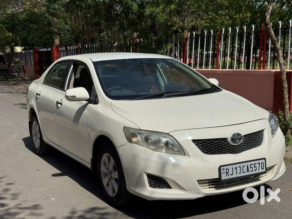Toyota Corolla Altis 2010-2013 1.8 Sport, 2011, Diesel