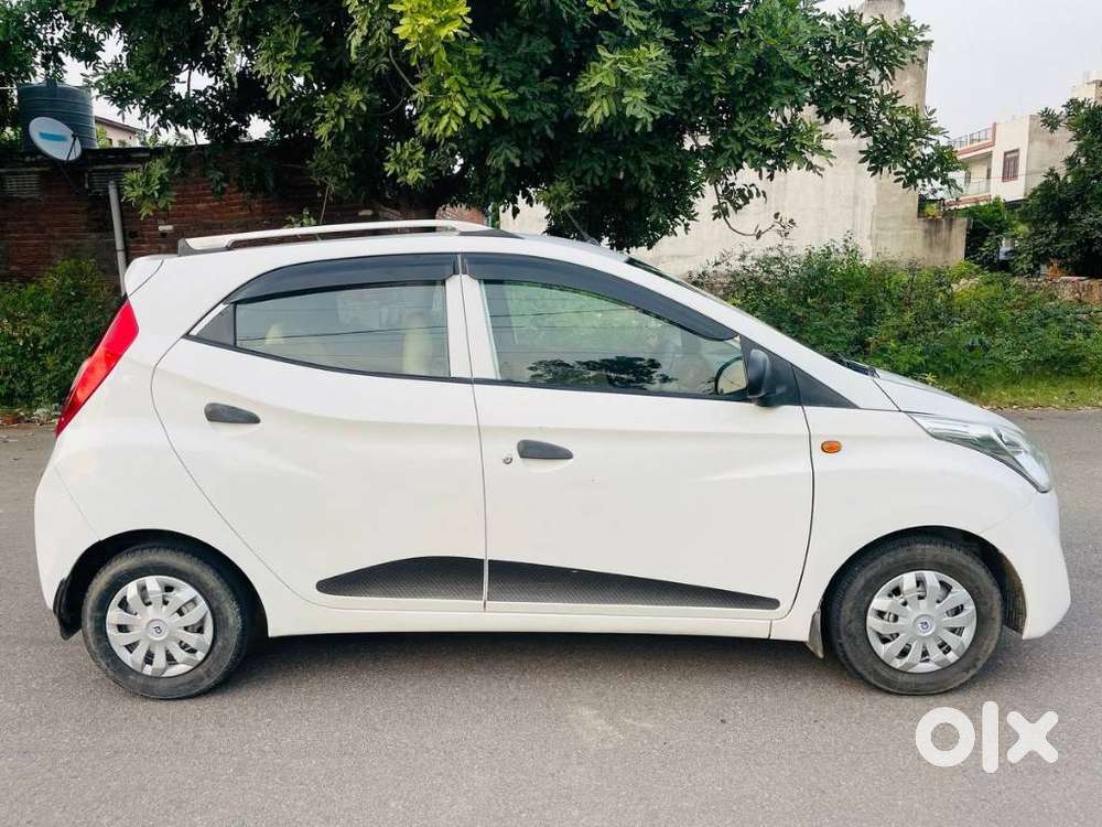 Hyundai Eon Era+ Se, 2017, Petrol