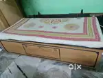 Single Box bed- divan with Mattress in fresh and good condition
