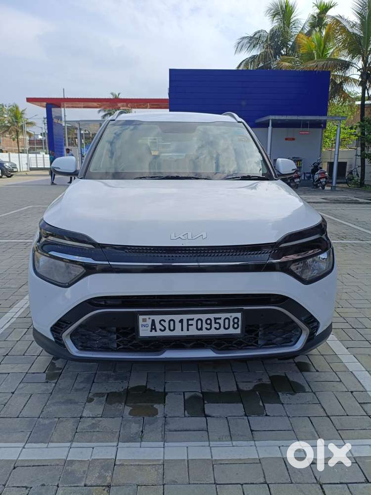 Kia Carens 1.5 Prestige Plus Diesel 7 Str Imt, 2023, Petrol