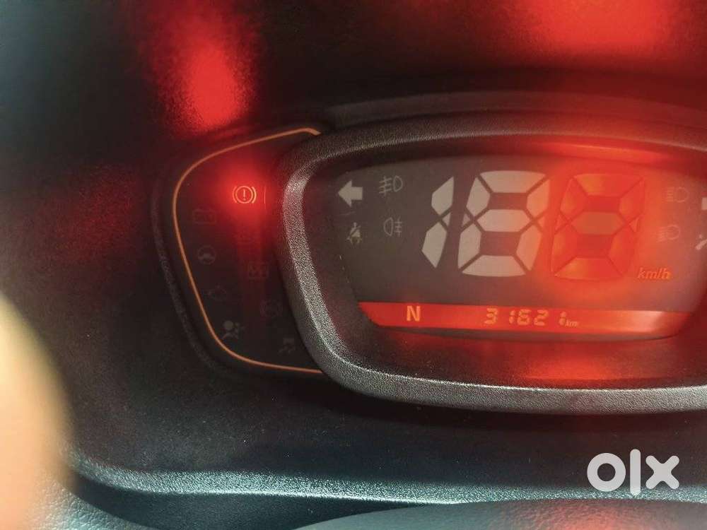 Renault Kwid Amt, 2016, Petrol