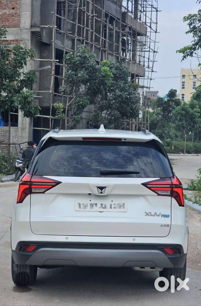 Mahindra Xuv700 2.0 Ax 5 Petrol At Str, 2022, Petrol