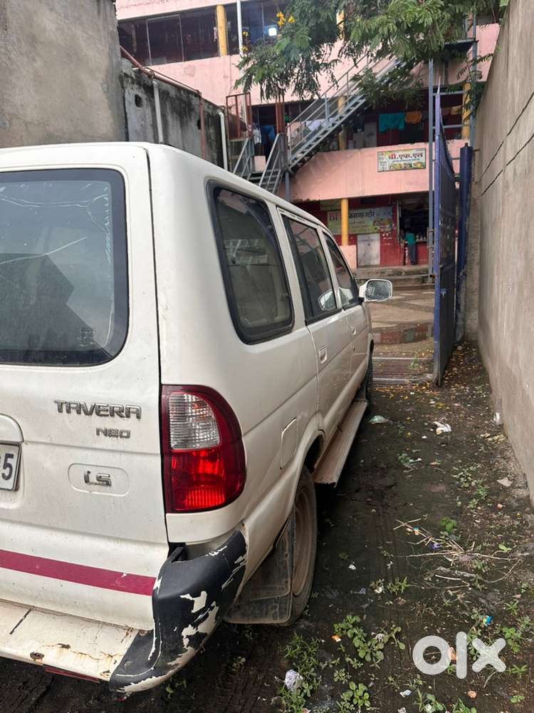 Chevrolet Tavera Neo 2014 Diesel Well Maintained