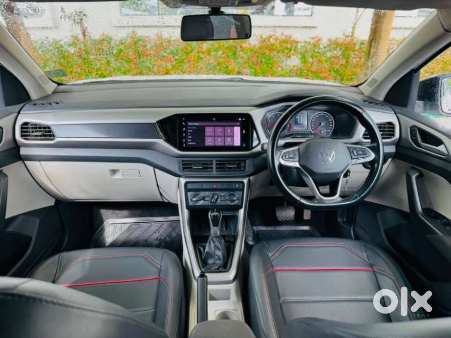 Volkswagen Taigun 1.0 Tsi Highline At, 2022, Petrol