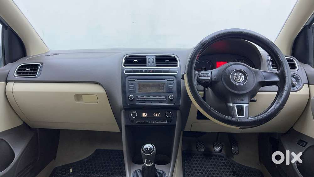 Volkswagen Vento Petrol Highline, 2013, Petrol