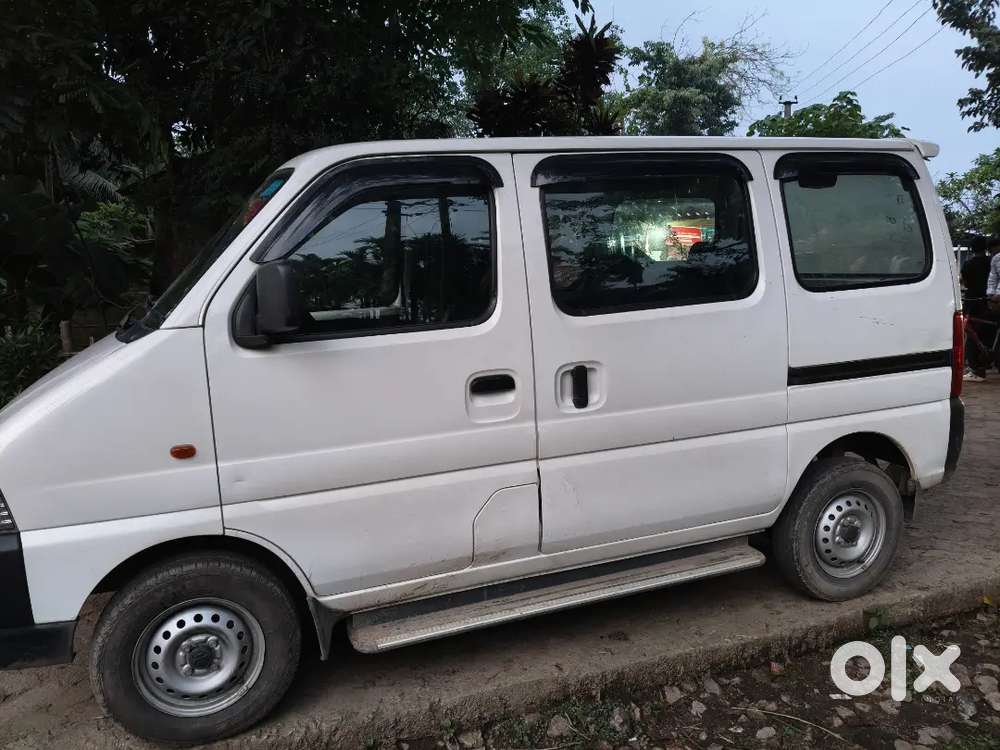 Maruti Suzuki Eeco 2023 Petrol Well Maintained