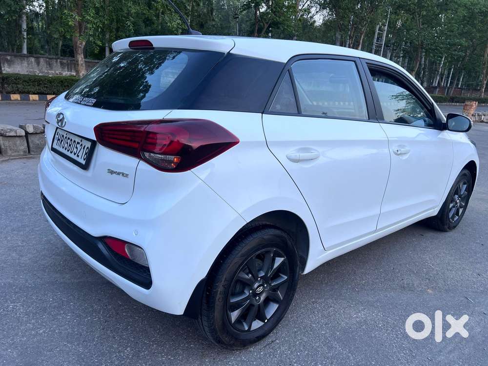 Hyundai Elite I20 Sportz (o) 1.4, 2020, Petrol