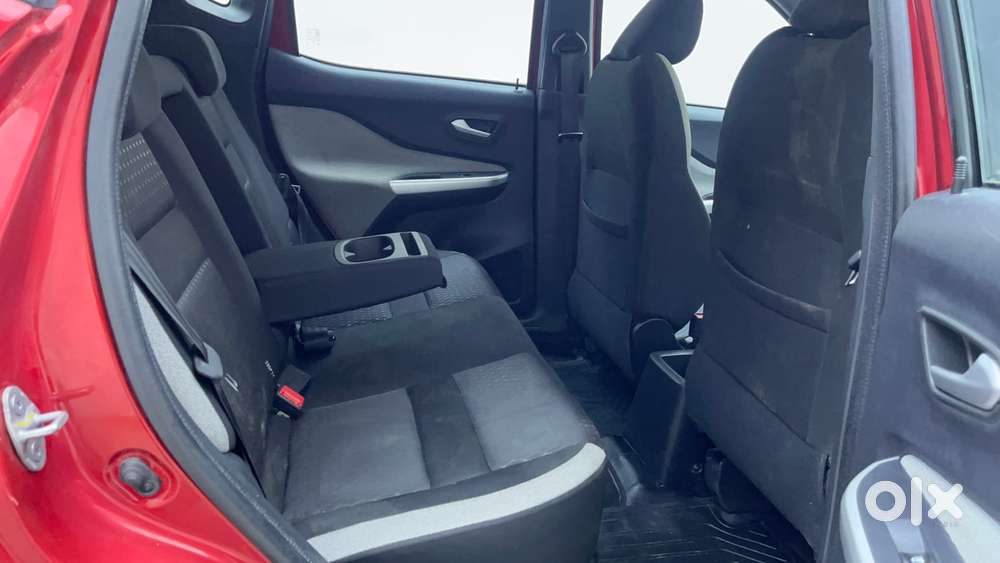 Nissan Magnite 1.0 Xv Dual Tone, 2023, Petrol