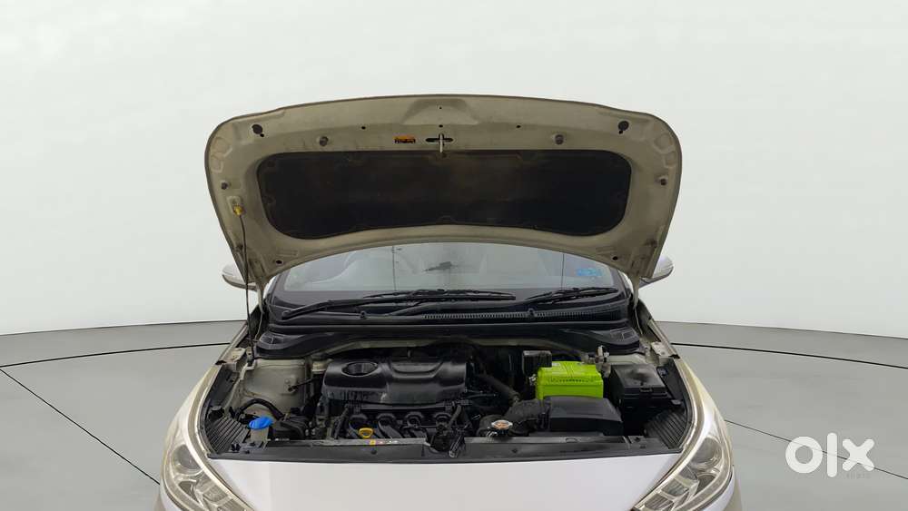 Hyundai Verna 1.6 Sx (o) Vtvt, 2017, Petrol