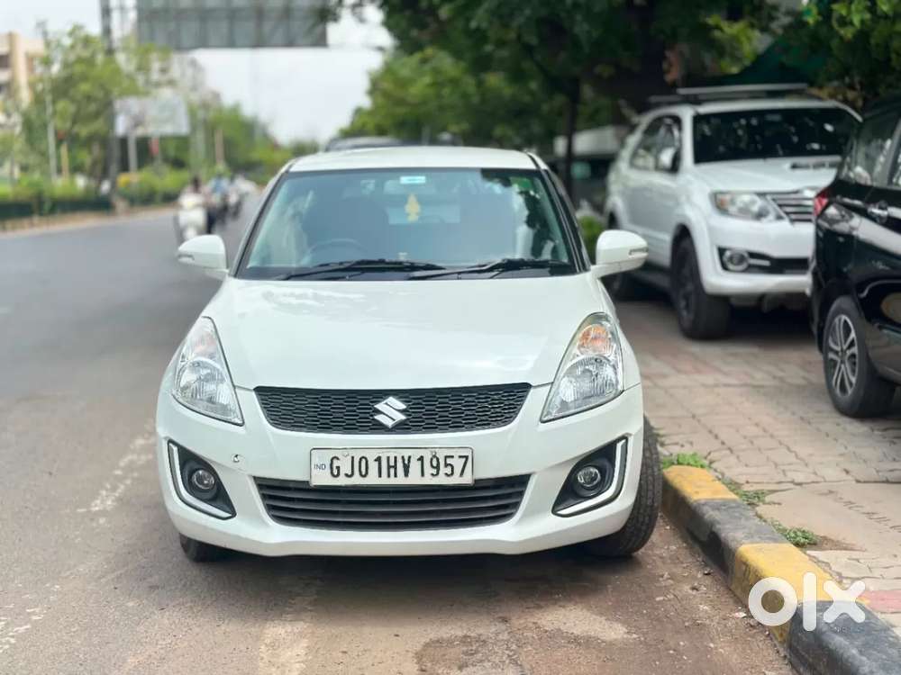 Maruti Suzuki Swift Vxi Optional, 2017, Petrol