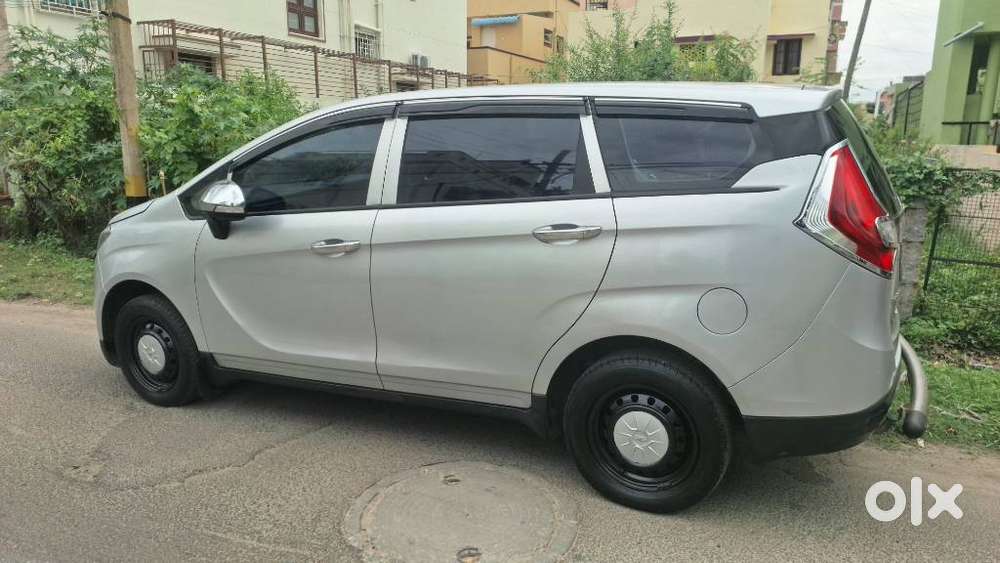 Mahindra Marazzo M2, 2019, Diesel