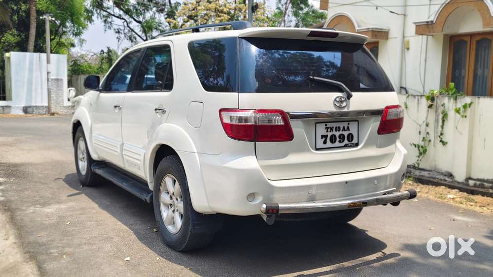 Toyota Fortuner 3.0 4x4 Manual, 2010, Diesel