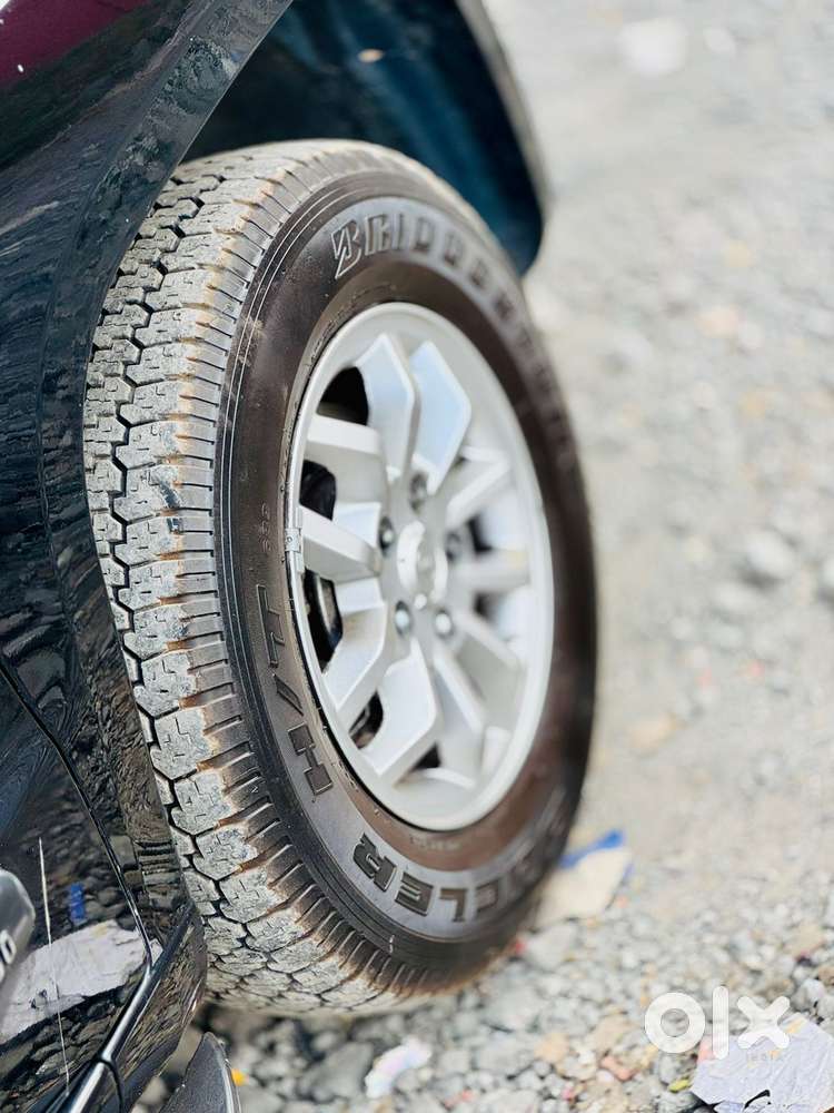 Mahindra Tuv 300, 2016, Diesel