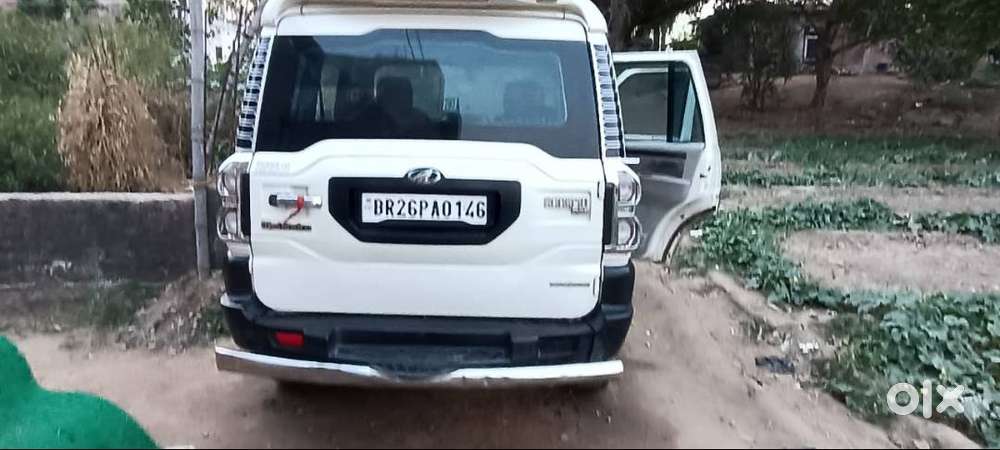 Mahindra Scorpio S4plus  4wd