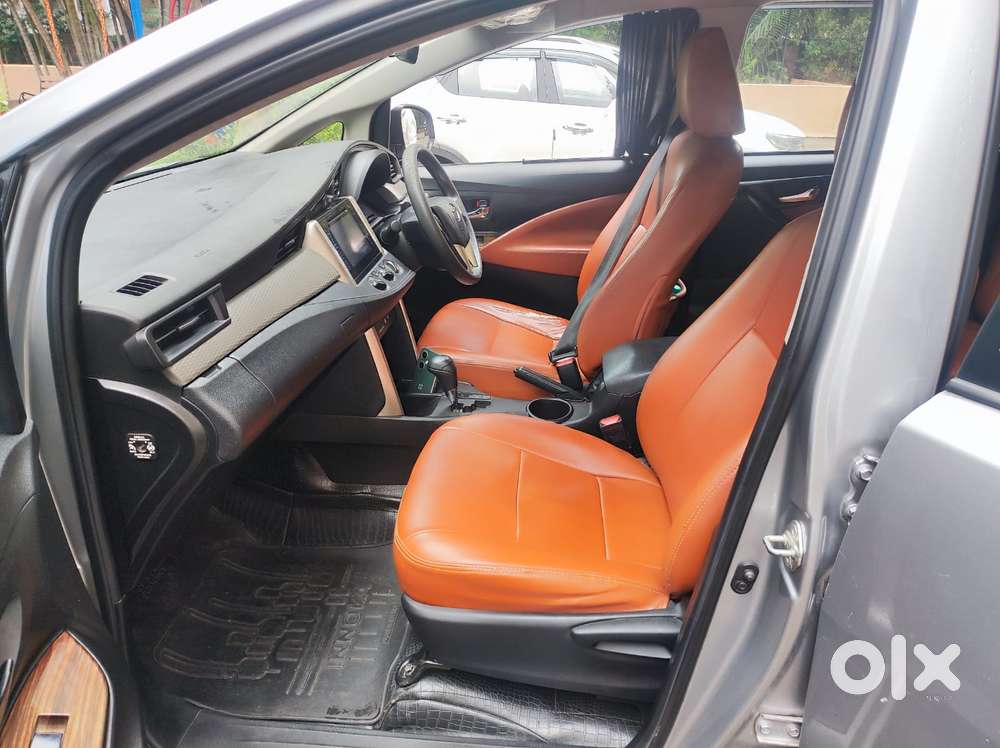 Toyota Innova Crysta