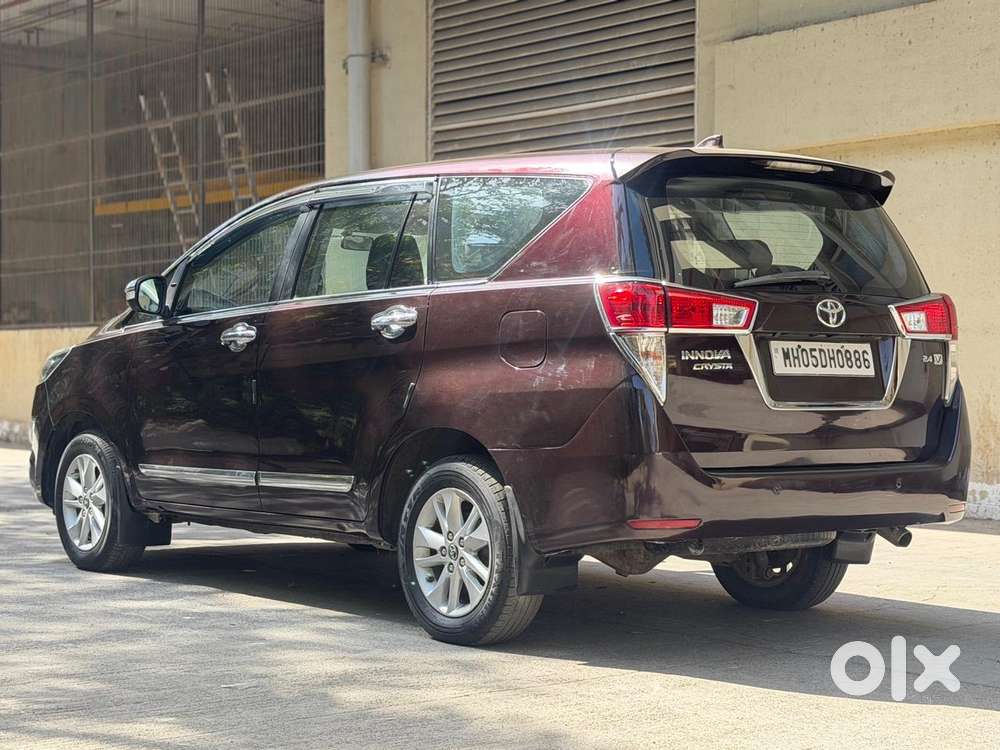 Toyota Innova Crysta 2.4 V 8 Str, 2017, Diesel