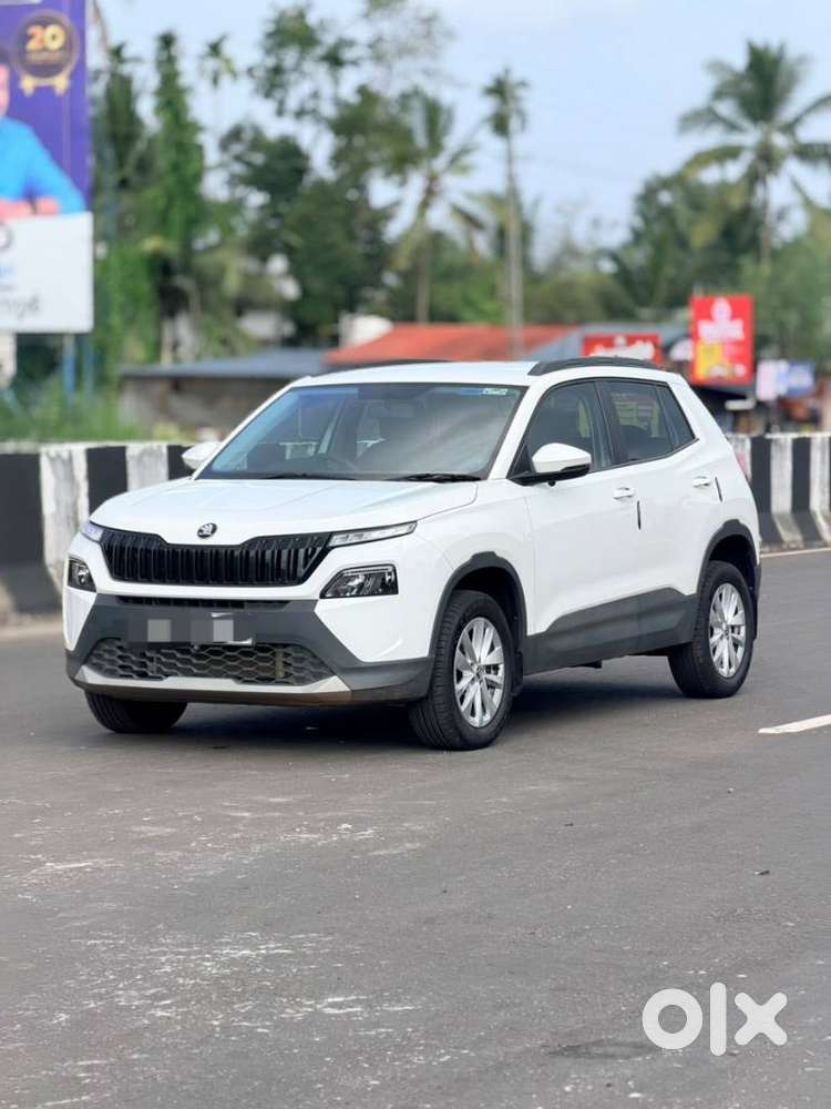 Skoda Kylaq Signature At, 2025, Petrol